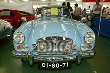 No Pavilhão Municipal de Exposições – Moita Colecionadores e admiradores de veículos antigos reunidos na IX Automobilia Ibérica