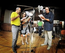 "Memorial" - Fernando Tordo, Carlos Mendes e Filipa Pais espectáculo continua a sua digressão