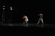 MÊS DA DANÇA 2012 NO BARREIRO Centenas de crianças assistem a espetáculo pedagógico