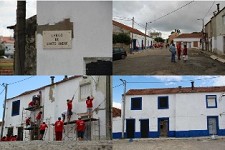 Construções edificadas no Largo de Santo André na Telha Velha - Barreiro Escuteiros do Agrupamento 927, pais e população levaram a efeito a pintura