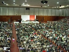 Congresso de Distrito das Testemunhas de Jeová em Guimarães subordinado ao tema "Proteja o seu coração"