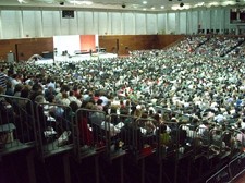 Congressos de Distrito de Testemunhas de Jeová em Guimarães Reúne 5 mil pessoas durante três dias