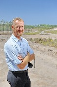 Herdade da Comporta em Grândola recebe visita de David McLay Kidd Arquitecto escocês analisou evolução da construção do campo de golfe “Comporta Dunes” Herdade da Comporta recebe visita de David McLay Kidd