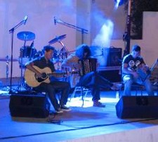 Quintas Sem Headphones em Sesimbra L’Escargot e Set, 1.º e 2.º classificados do Festival de Música Moderna de Sesimbra