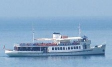 Histórico «Évora» que ligou o Barreiro a Lisboa Cruzeiro Vínico no Rio Tejo