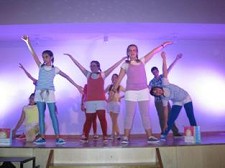 ALUNOS DO GRUPO MUSICAL "AS CORES" - SEIXAL Seleccionados para Festival da canção "MusicAlmadense"