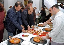 Dia de Reis foi celebrado ontem em Setúbal Mais de uma centena e meia de visitantes da Casa da Baía