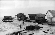 Santiago do Cacém - 17 pescadores perderam a vida em 1963 na Lagoa de Santo André Junta e Câmara homenageiam pescadores e sobreviventes da tragédia