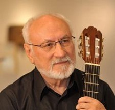 Francisco Naia apresenta em Almada O novo CD «A ronda Campaniça»