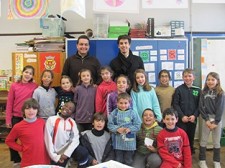 No Seixal Guitarrista Hugo Pinto visita EB1/JI Aldeia de Paio Pires