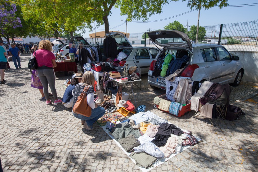 Venda de artigos em 2ª mão na Feira «Abra a Bagageira» – Moita Inscrições no dia 1 de fevereiro