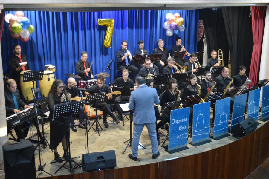 BARREIRO -Concerto da Orquestra Baía assinala 7.º aniversário Continua a promover a música como fator de união e identidade