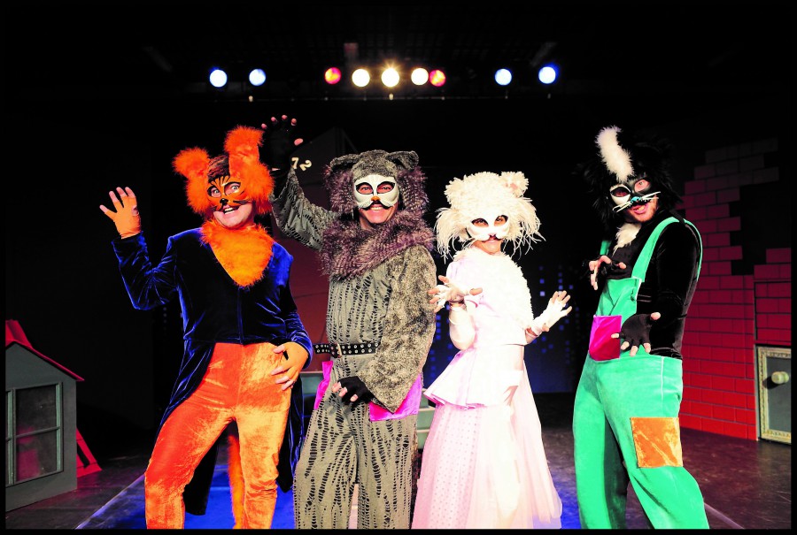Companhia de Teatro de Almada Os gatos de T. S. Eliot no TMJB