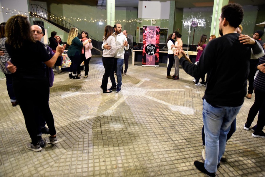 Almada - No Mercado das Torcatas Lena d’Água, António Manuel Ribeiro e DarkSunn . 14, 15 e 16 de fevereiro