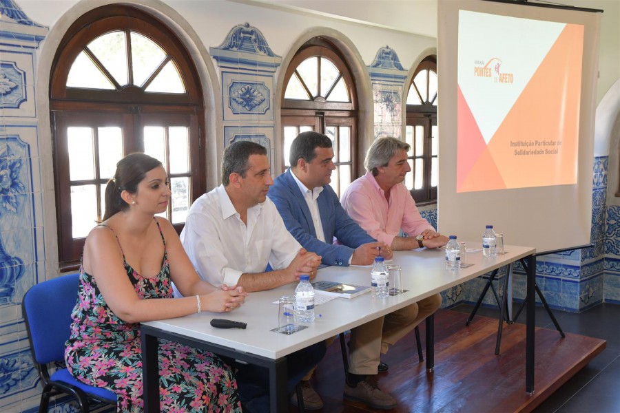 «Alcançar um Montijo com mais justiça social» Pontes de Afeto apresenta projeto de acolhimento familiar