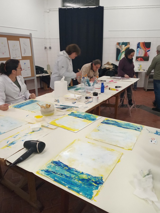 Moita - Alhos Vedros Aulas Abertas de Pintura no Espaço Favo