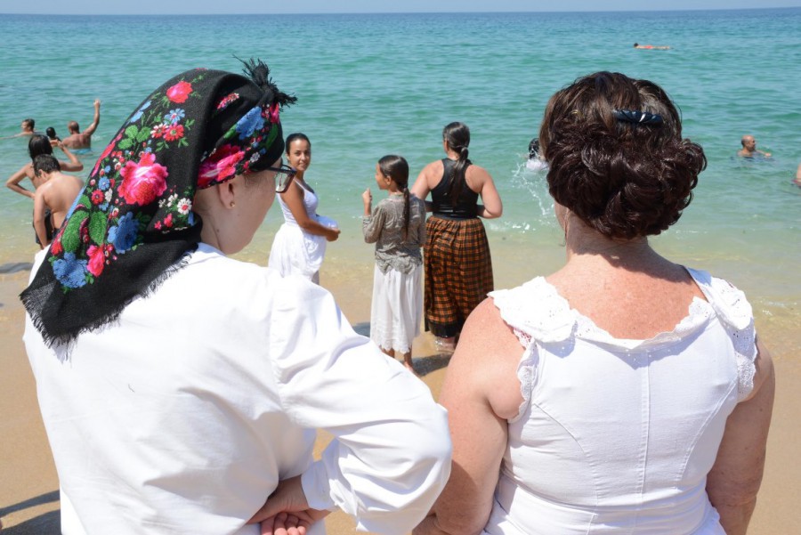 Costa de Santo André no concelho de Santiago do Cacém Festa de São Romão recria Banhos tradicionais
