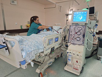 BARREIRO - Unidade Local de Saúde do Arco Ribeirinho IMPLEMENTA CAMA DE HEMODIÁLISE NA UNIDADE DE CUIDADOS INTENSIVOS