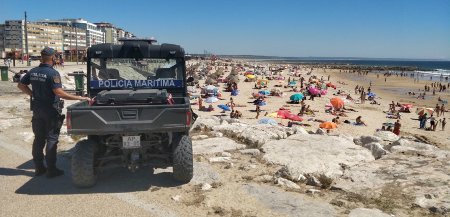 Almada- Furto das carteiras de duas banhistas Polícia Marítima detém suspeito de furto na Costa de Caparica