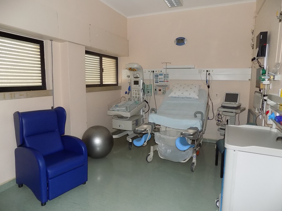 Centro Hospitalar Barreiro Montijo BLOCO DE PARTOS REFORÇA CUIDADOS NEONATAIS