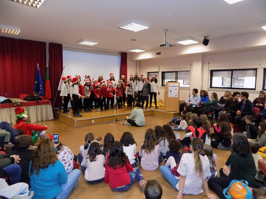 Quadra natalícia época festiva no Centro Hospitalar Barreiro Montijo Diversas iniciativas ao longo do mês de dezembro