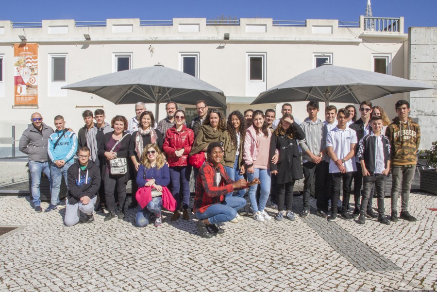 Cooperação existente entre os Municípios de Palmela e Silves Estudantes realizam circuito enoturístico