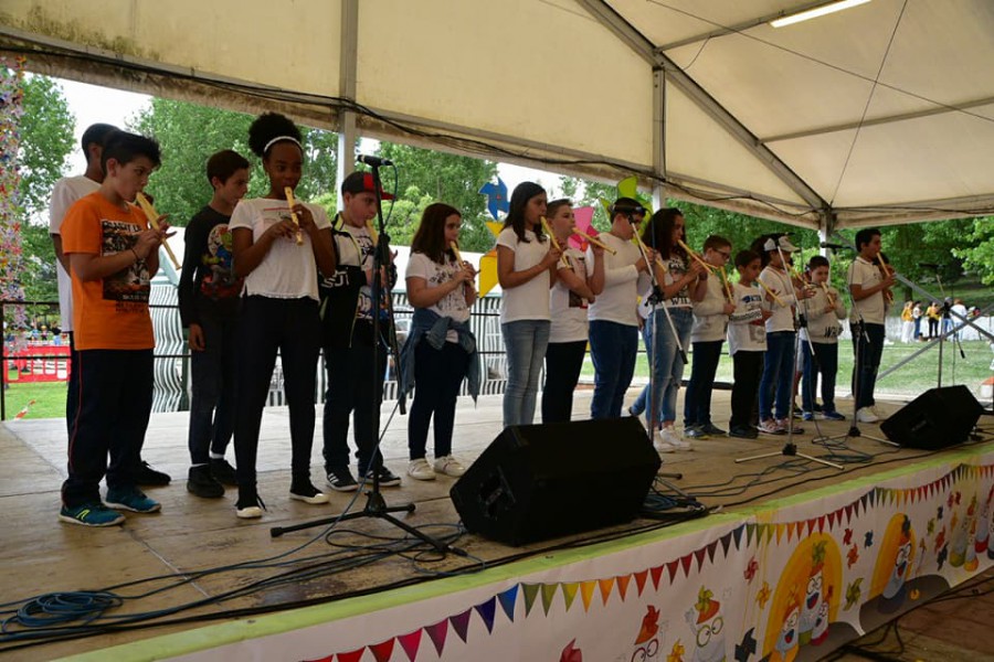 Barreiro - Milhares de pessoas já visitaram a XVII Feira pedagógica Encerra hoje com muitas atividades culturais, desportivas e lúdicas