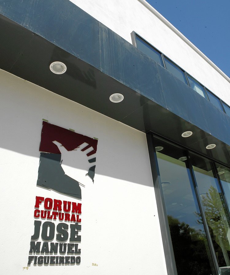 Moita - Fórum Cultural José Manuel Figueiredo na Baixa da Banheira Reabre com sessões de cinema com entrada gratuita