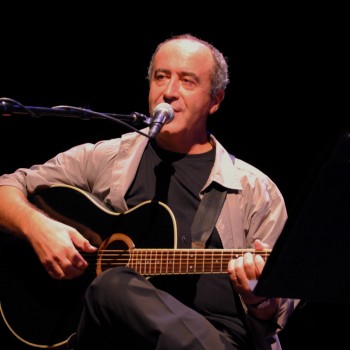 Moita - No Fórum Cultural José Manuel Figueiredo na Baixa da Banheira Francisco Ceia apresenta «Chão de Sons»