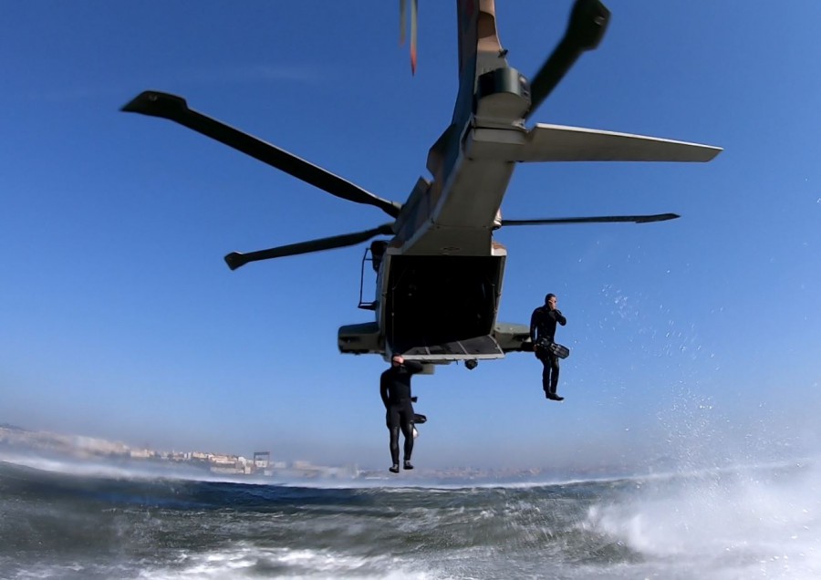 Fuzileiros realizam exercício conjunto com a Força Aérea Estreitando ainda mais as relações entre a Marinha e Força Aérea.