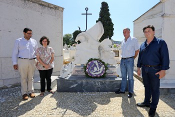 Setúbal - Pescadores desaparecidos no mar foram homenageados «Valorização da atividade piscatória que não se esgota nas comemorações do Dia do Pescador»