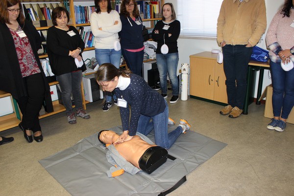Ação de Mass Training em Setúbal Promovida pela Academia de Formação da ARSLVT em parceria com o INEM
