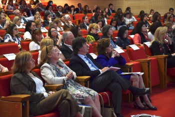 Montijo «A proteção da criança é um imperativo ético de todos nós» Fórum Abrigo debate o desafio de ser criança no século XXI
