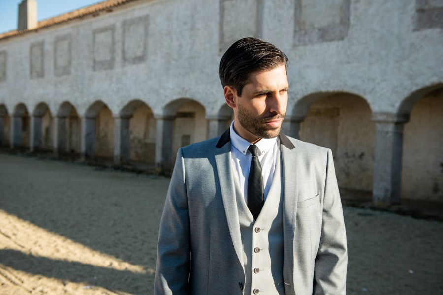 No Fórum Cultural José Manuel Figueiredo na Baixa da Banheira - Moita Concerto de Ano Novo com Tenor João Mendonza
