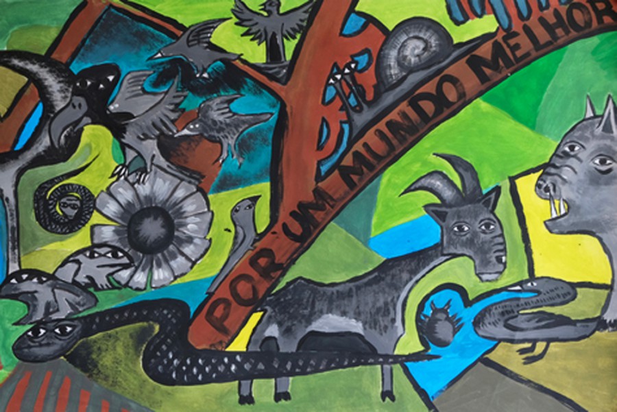 Setúbal - Kid s Guernica é um projeto de cariz internacional Pintura de murais inspirados na paz e igualdade.