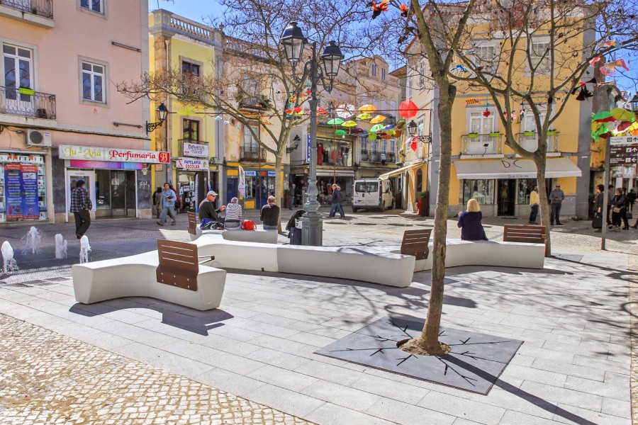 Setúbal - Campanha de promoção do comércio tradicional na área alimentar Incentivo à entrega de bens e produtos ao domicílio . Prevenção de Covid-19