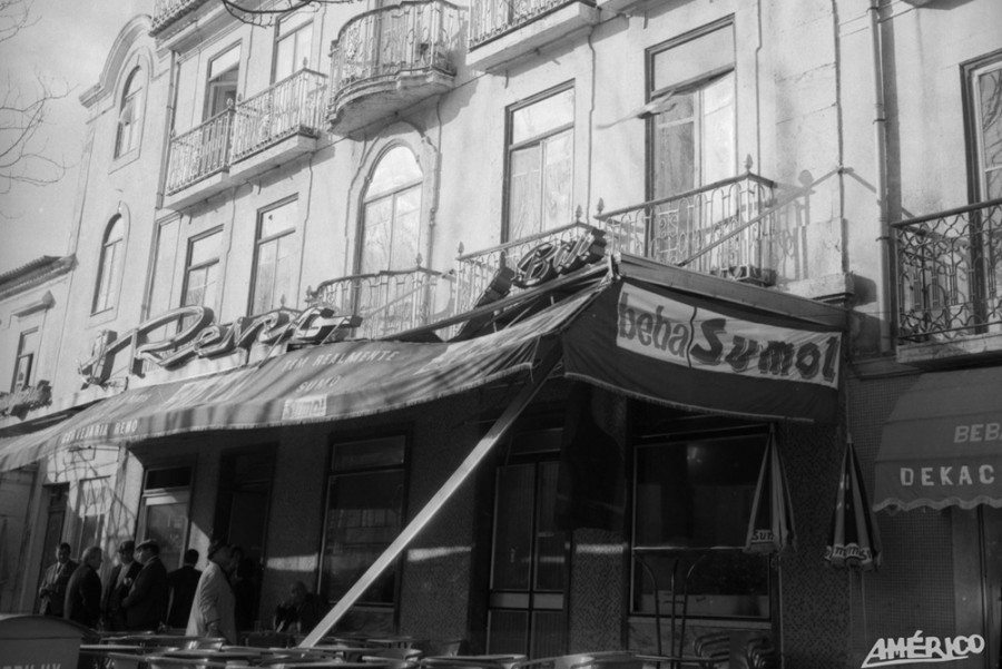 No centro comercial Alegro Setúbal Exposição sobre efeitos do sismo de 1969 o mais forte a atingir Portugal no século XX