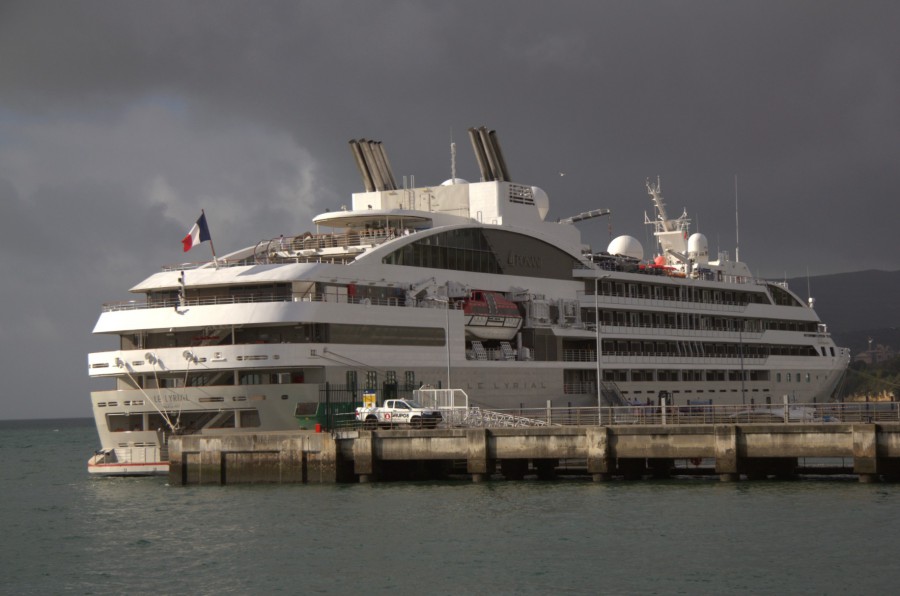 Primeiro Navio de Cruzeiros no Porto de Setúbal Este é mais um passo do crescimento turístico da região de Setúbal