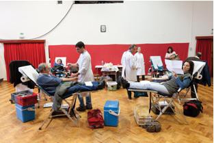 Sessões de dádiva de sangue no concelho do Seixal Coletividades e instituições colaboram com a cedência dos seus espaços