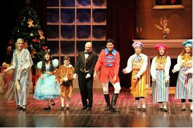 GATEM - Espelho Mágico em Palmela e Setúbal Hoje «O Quebra Nozes» no Teatro S. João Na Terça Feira «O Corcunda de Notre Dame»
