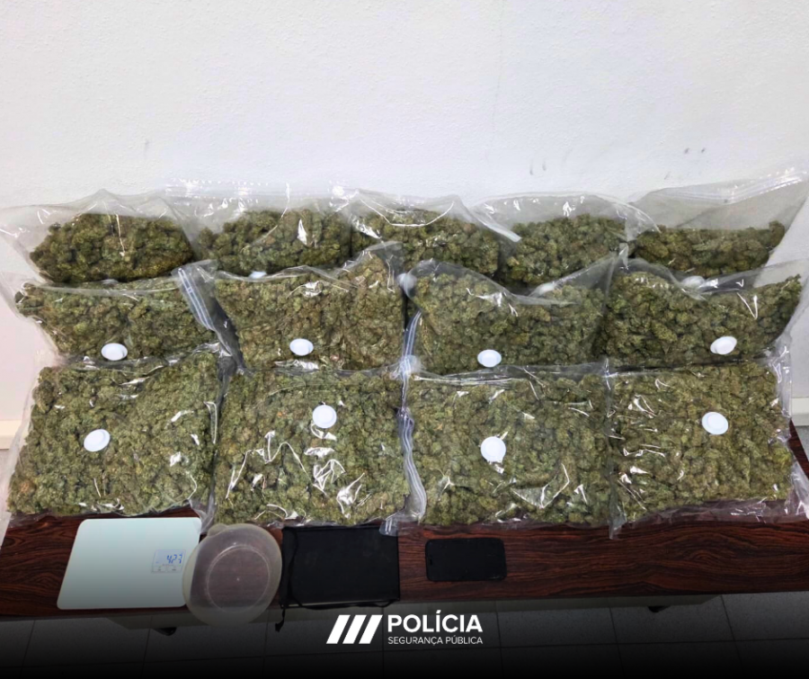 Montijo – Detido por tráfico de Estupefaciente Foi aplicada a medida de coação de prisão preventiva.
