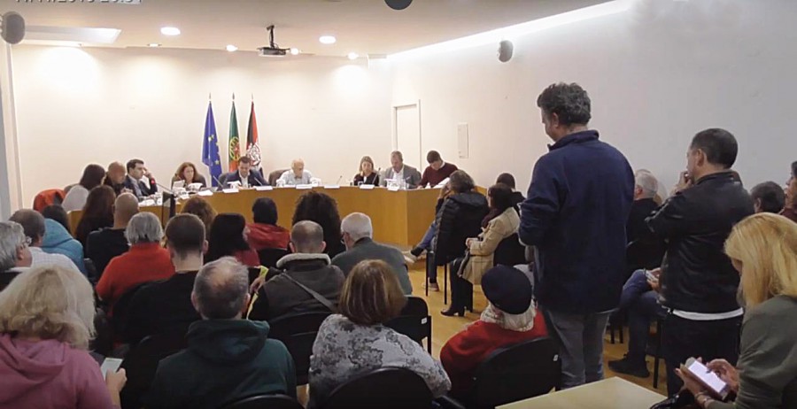 Barreiro - Petição com mais de duas mil assinaturas Entregue na reunião de Câmara pela Plataforma cidadã «A braamcamp é de todos»