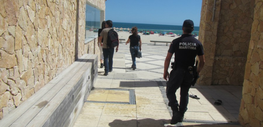 Polícia Marítima e ACT fiscalizam restaurantes em Setúbal Llevantados 11 autos-de-notícia e efetuada uma participação à ASAE.
