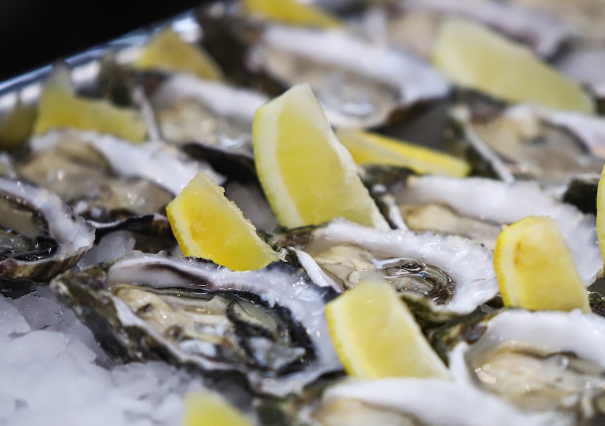 Durante dez dias 28 restaurantes do concelho de Setúbal Participam na Semana da Ostra com destaque a receitas tradicionais e inovadoras