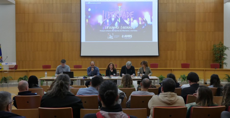 Setúbal - No Parque Urbano da Marialva em Corroios no Seixal Festival Liberdade 2024 celebra a Juventude e os 50 anos do 25 de Abril