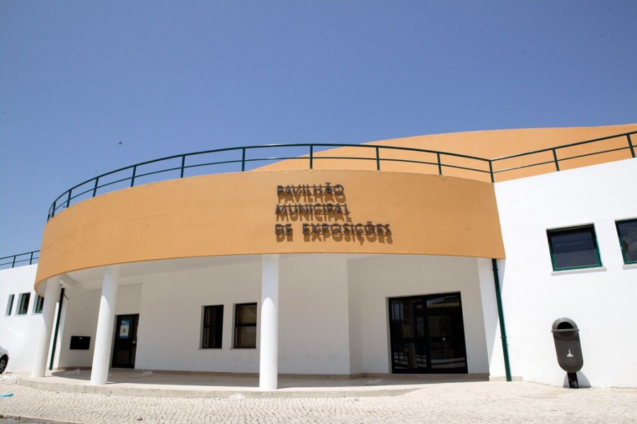 Moita - No Pavilhão Municipal de Exposições Centro de Vacinação contra a COVID-19