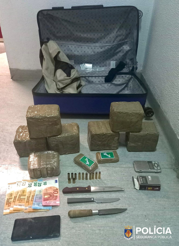 No Seixal Detido homem na posse de mais de 6,600 Kg de haxixe
