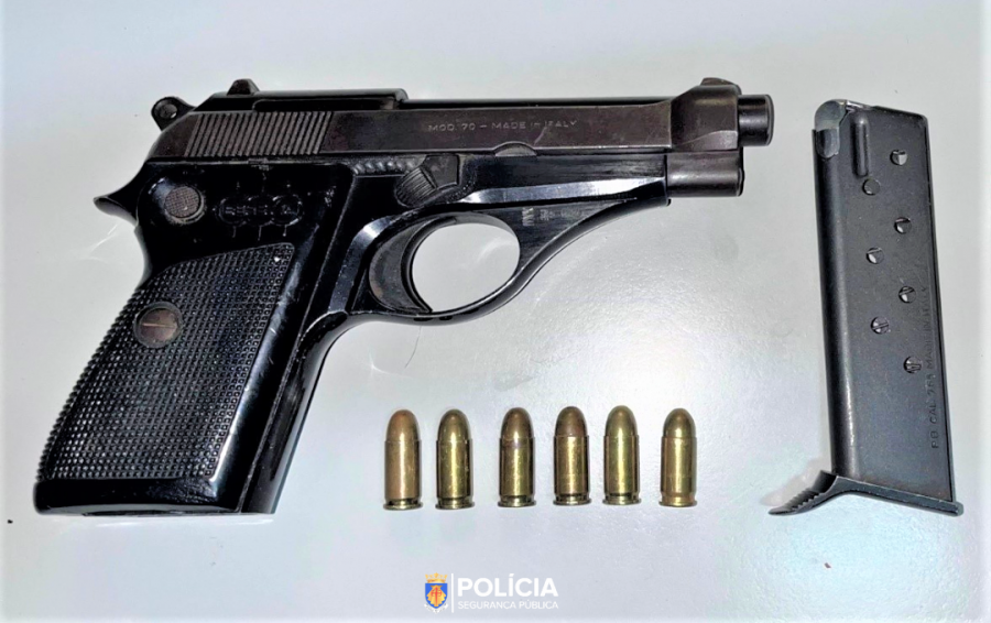 Divisão Policial do Seixal deteve em Arrentela Indivíduo com 18 anos por posse de arma ilegal