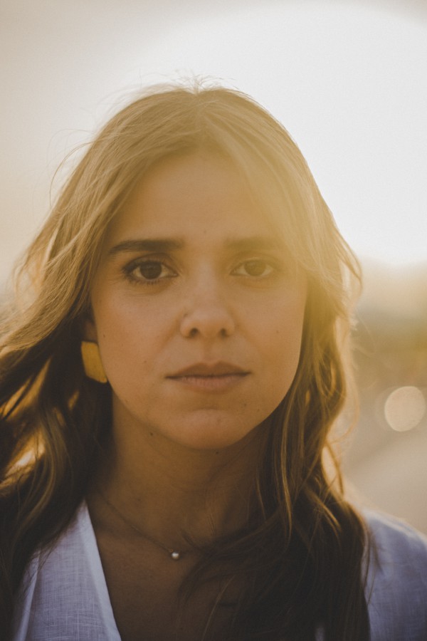 MOITA - No Fórum Cultural José Manuel Figueiredo Teresinha Landeiro apresenta o seu mais recente álbum «Agora»