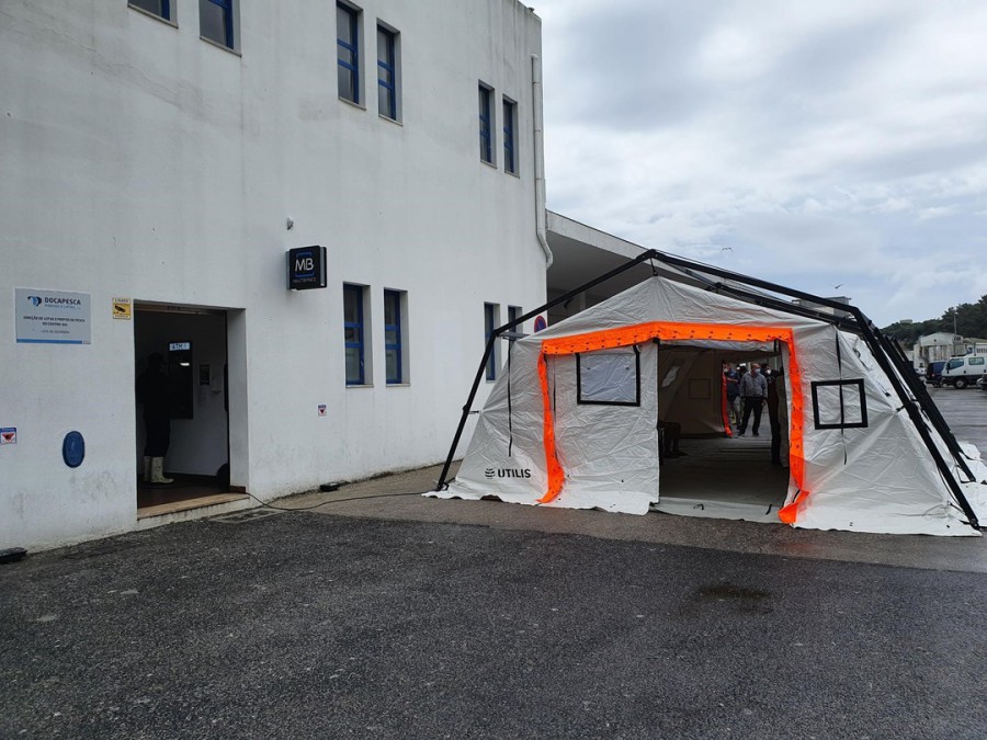 Realização de testagem em massa à comunidade piscatória de Sesimbra Serão também distribuídas máscaras pela comunidade piscatória